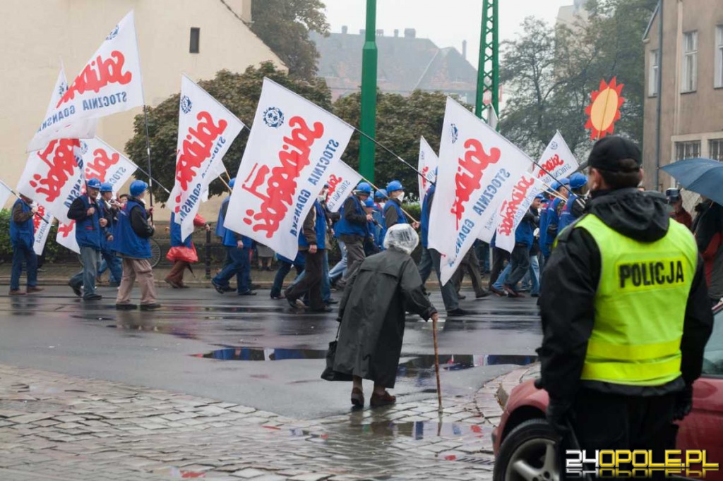 Najwi Ksze Zwi Zki Zawodowe Chc Podwy Ek Strajk Wisi W Powietrzu