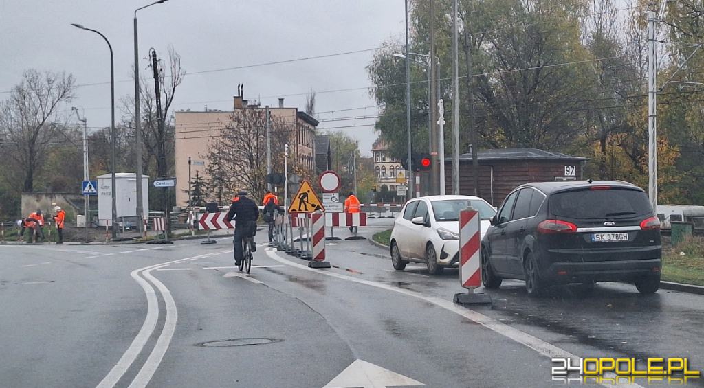 Chaos na Alei Przyjaźni w Opolu Przejazd zamknięty kierowcy nie