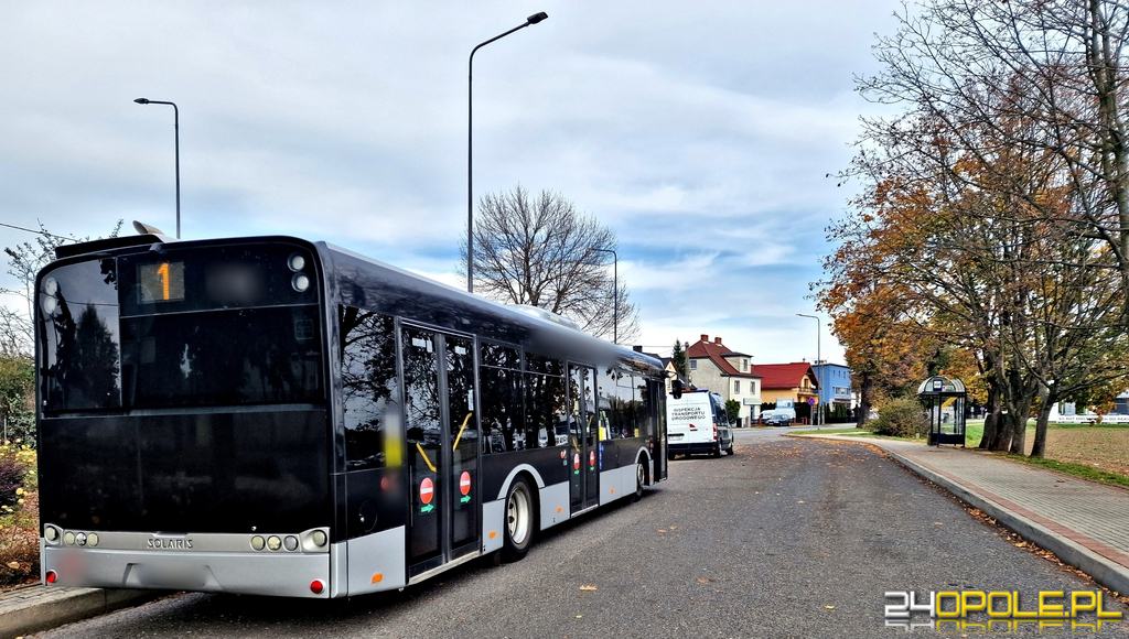 Kierowca Autobusu Miejskiego Uj Nietrze Wego Kierowc Wiadomo Ci