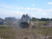 Zlot pojazdów militarnych i terenowych w Winowie - 20070701210612S7001401.jpg