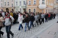 Polonez maturzystów na opolskim rynku  - 727_dsc_0473.jpg