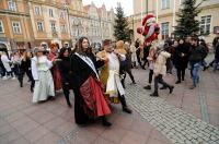 Polonez Maturzystów na Opolskim Rynku - Opole 2020 - 8466_foto_24opole_366.jpg