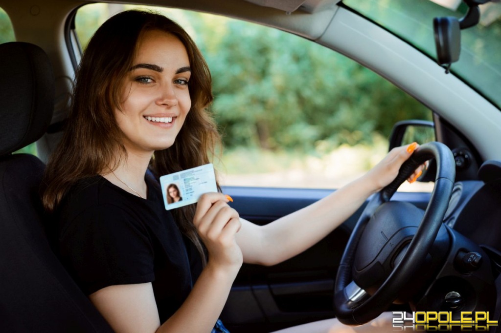 Młodzi Kierowcy Będą Zadowoleni Prawo Jazdy Zaraz Po Zdanym Egzaminie Wiadomości 7357