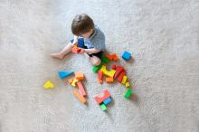 Czym są zabawki sensoryczne?