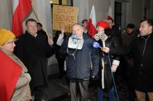 Protest pod opolską TVP. "Zamach na rzetelne, polskie, wolne media"