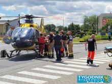 Potrącenie 79-letniego rowerzysty w Krapkowicach. Na miejscu lądował LPR