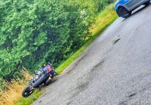 Wypadek motocyklisty na trasie Lewin Brzeski - Magnuszowice. Lądował LPR