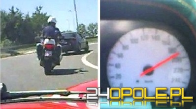 Policjant na motorze jechał prawie 200 km/h