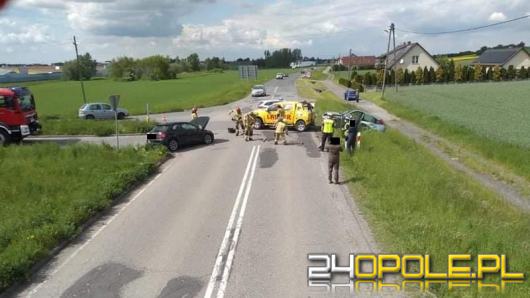 Zderzenie pojazdów w Malni. Jedna osoba trafiła do szpitala 