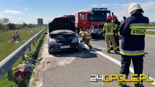 Pożar samochodu osobowego na A4. Pomogli przypadkowi świadkowie