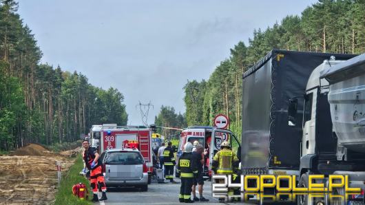 Wypadek drogowy na trasie Opole-Kluczbork. Dwie osoby w szpitalu (WIDEO)