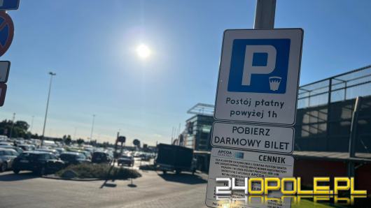 Czy wiesz za co płacisz na parkingu i myjni samochodowej? Kontrola UOKiK pokazuje, że nie zawsze