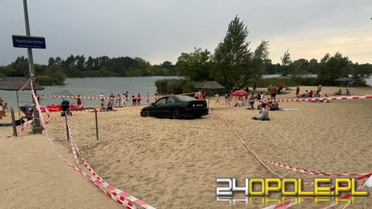 Honda nietypowym plażowiczem w Opolu