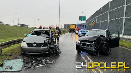 Wypadek na rondzie w Czarnowąsach. 