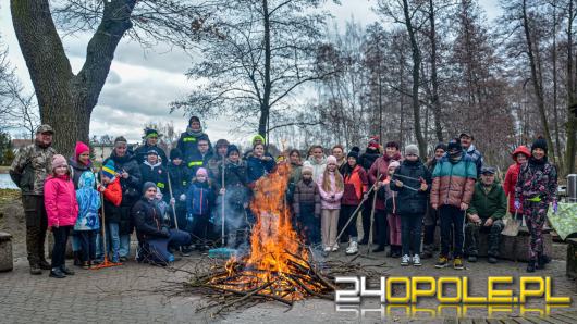 "Sprzątanie Świata" w Gminie Dąbrowa: mieszkańcy zebrali 100 worków różnego rodzaju śmieci 